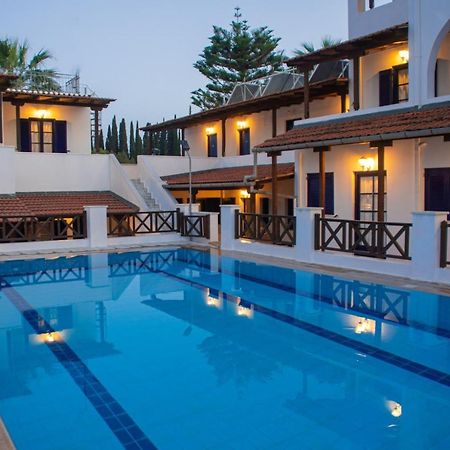 7 Islands Hotel Szpécesz Kültér fotó