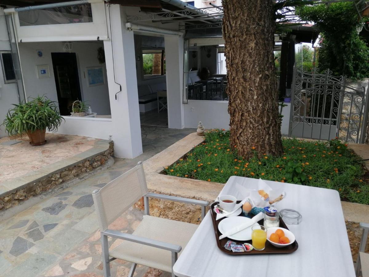 7 Islands Hotel Szpécesz Kültér fotó