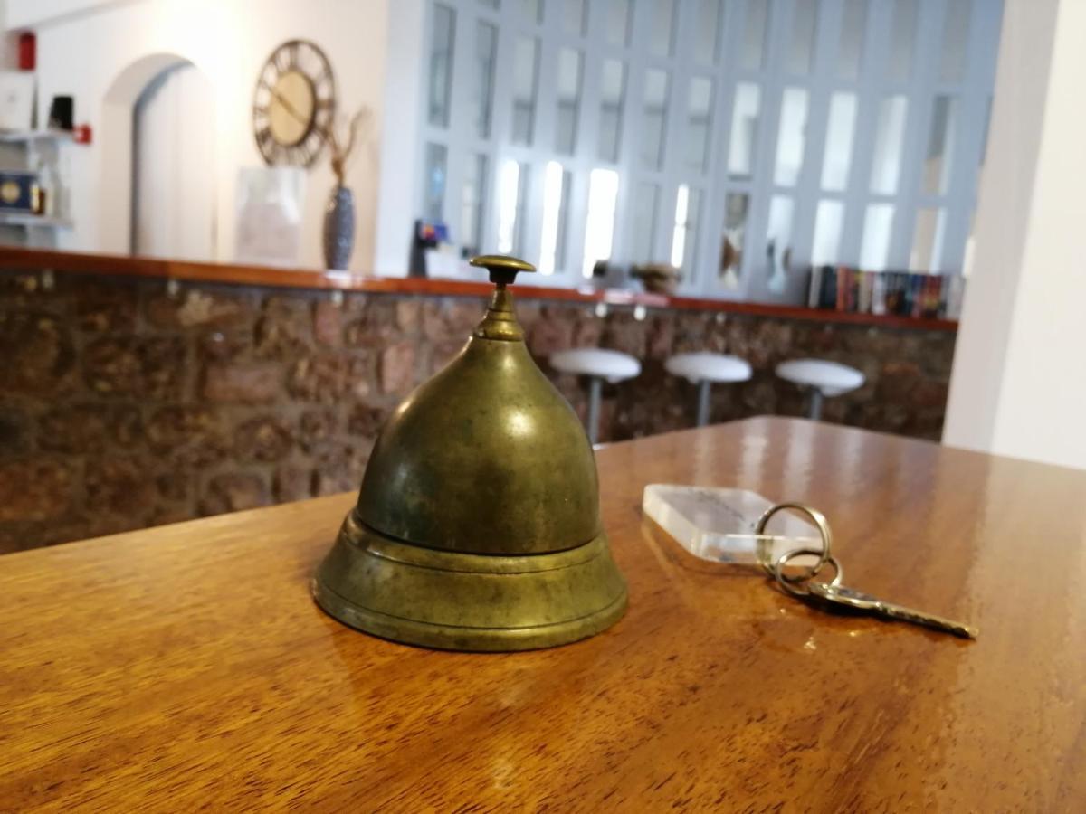7 Islands Hotel Szpécesz Kültér fotó