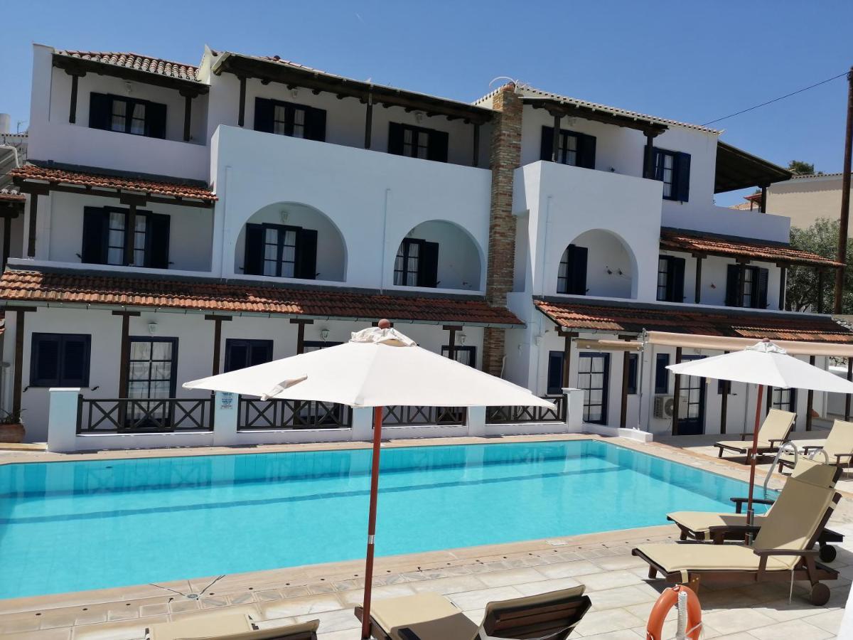 7 Islands Hotel Szpécesz Kültér fotó