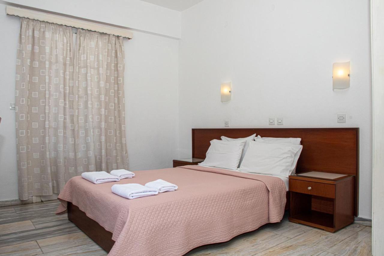 7 Islands Hotel Szpécesz Kültér fotó