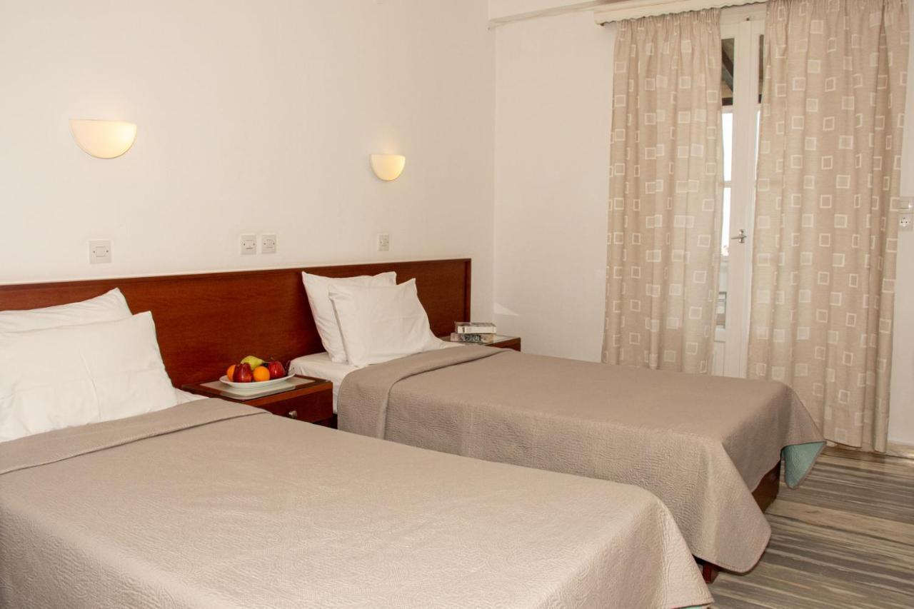 7 Islands Hotel Szpécesz Kültér fotó