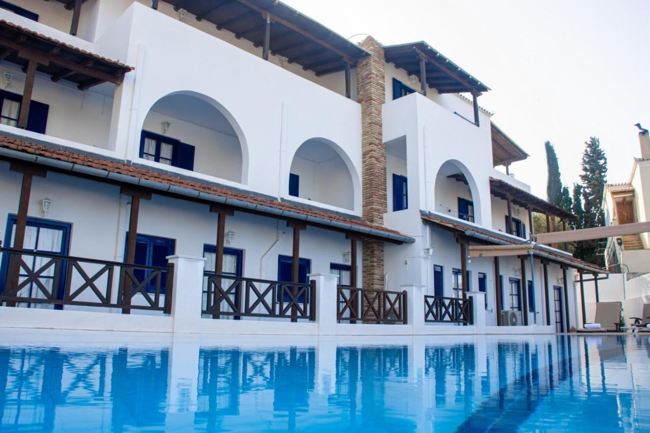 7 Islands Hotel Szpécesz Kültér fotó