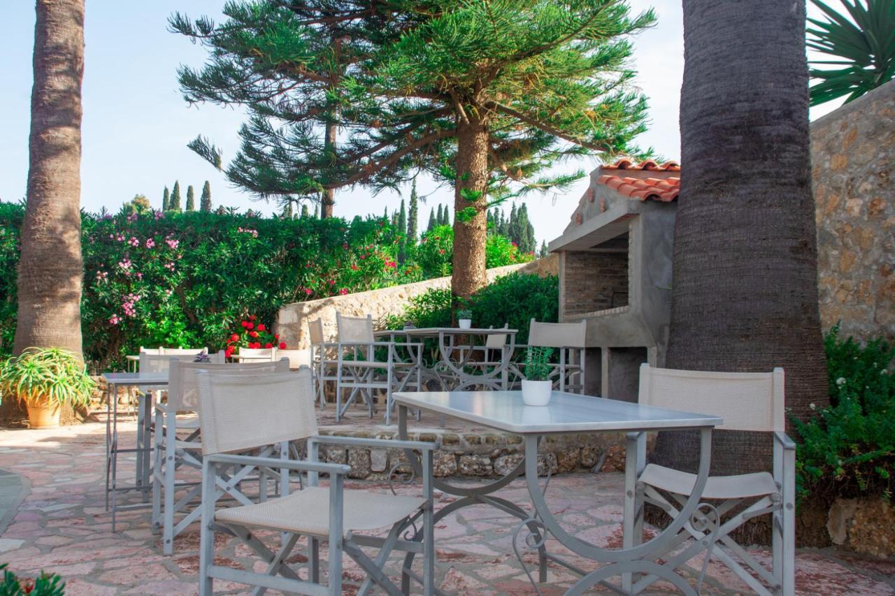 7 Islands Hotel Szpécesz Kültér fotó