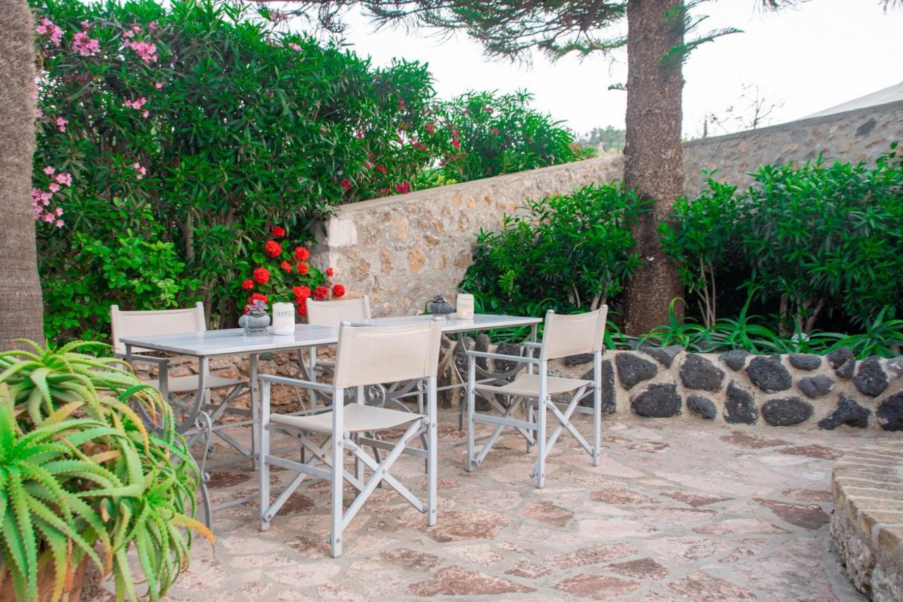 7 Islands Hotel Szpécesz Kültér fotó