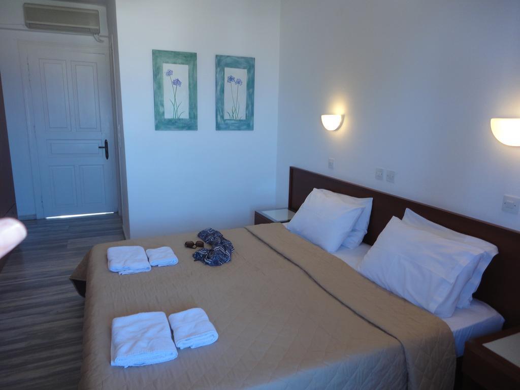 7 Islands Hotel Szpécesz Kültér fotó