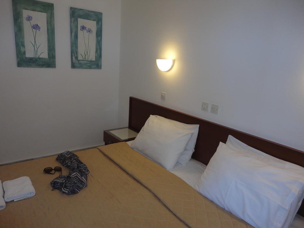 7 Islands Hotel Szpécesz Kültér fotó