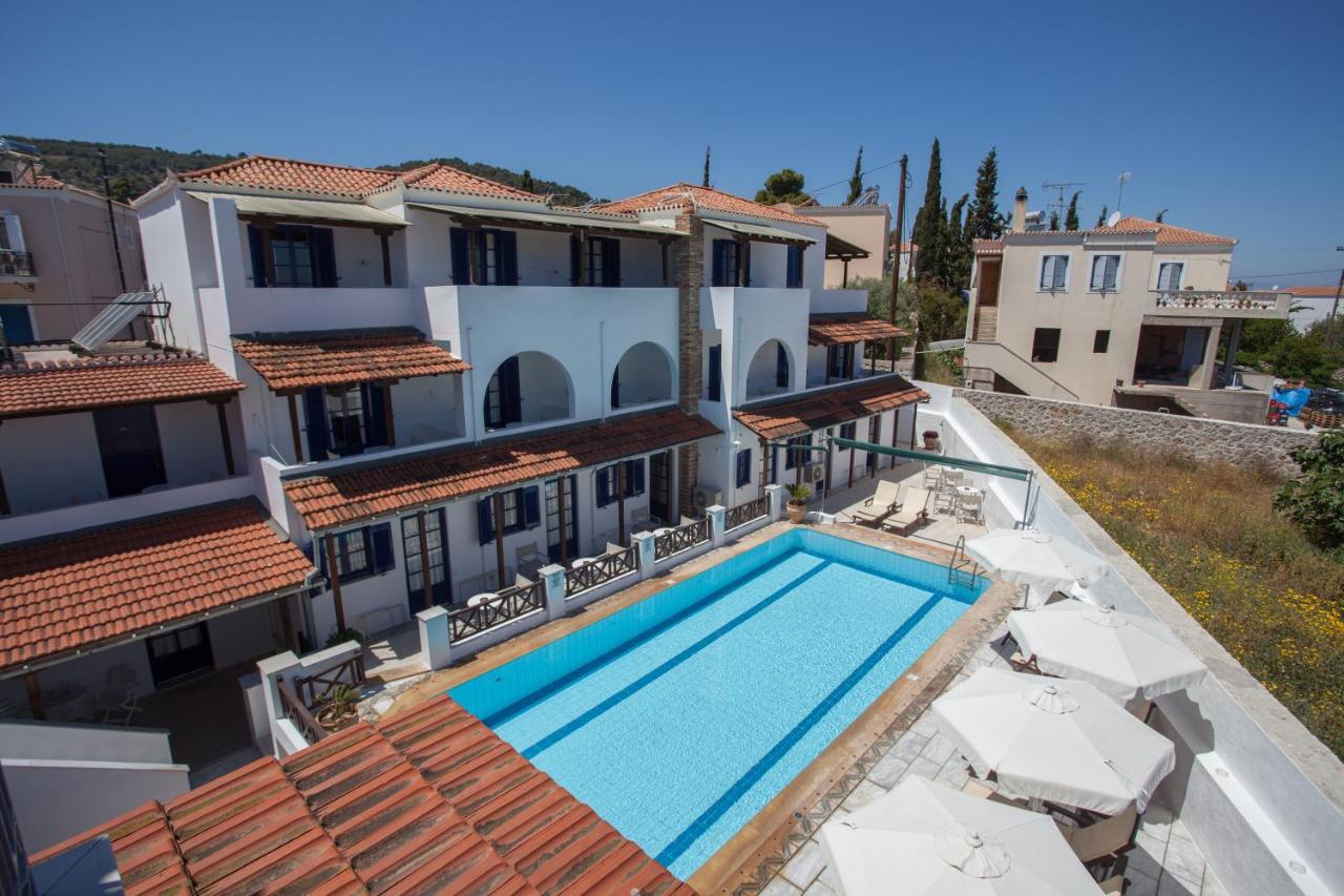 7 Islands Hotel Szpécesz Kültér fotó